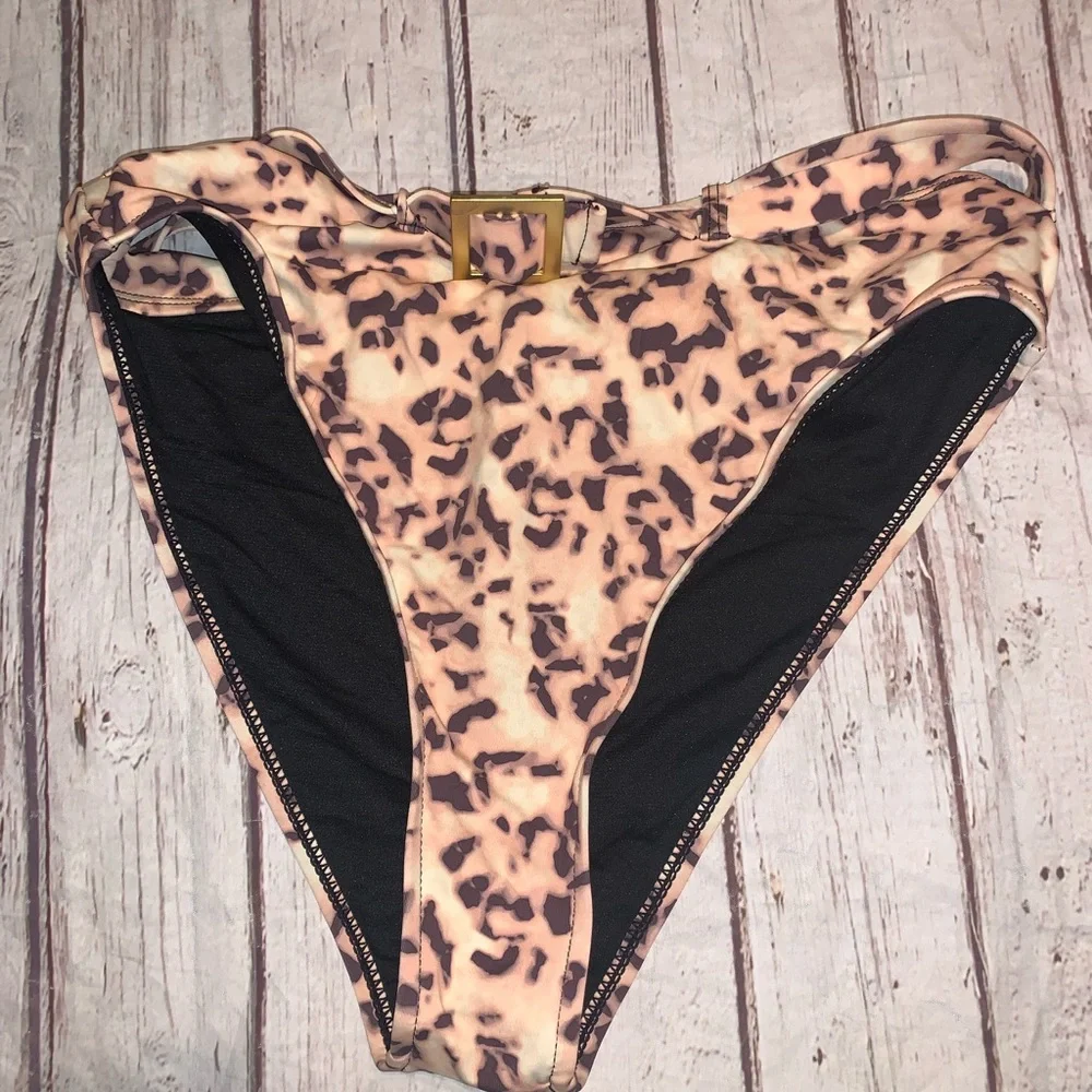 WeWoreWhat “Emily” tortoiseshell belted bottom nwt M